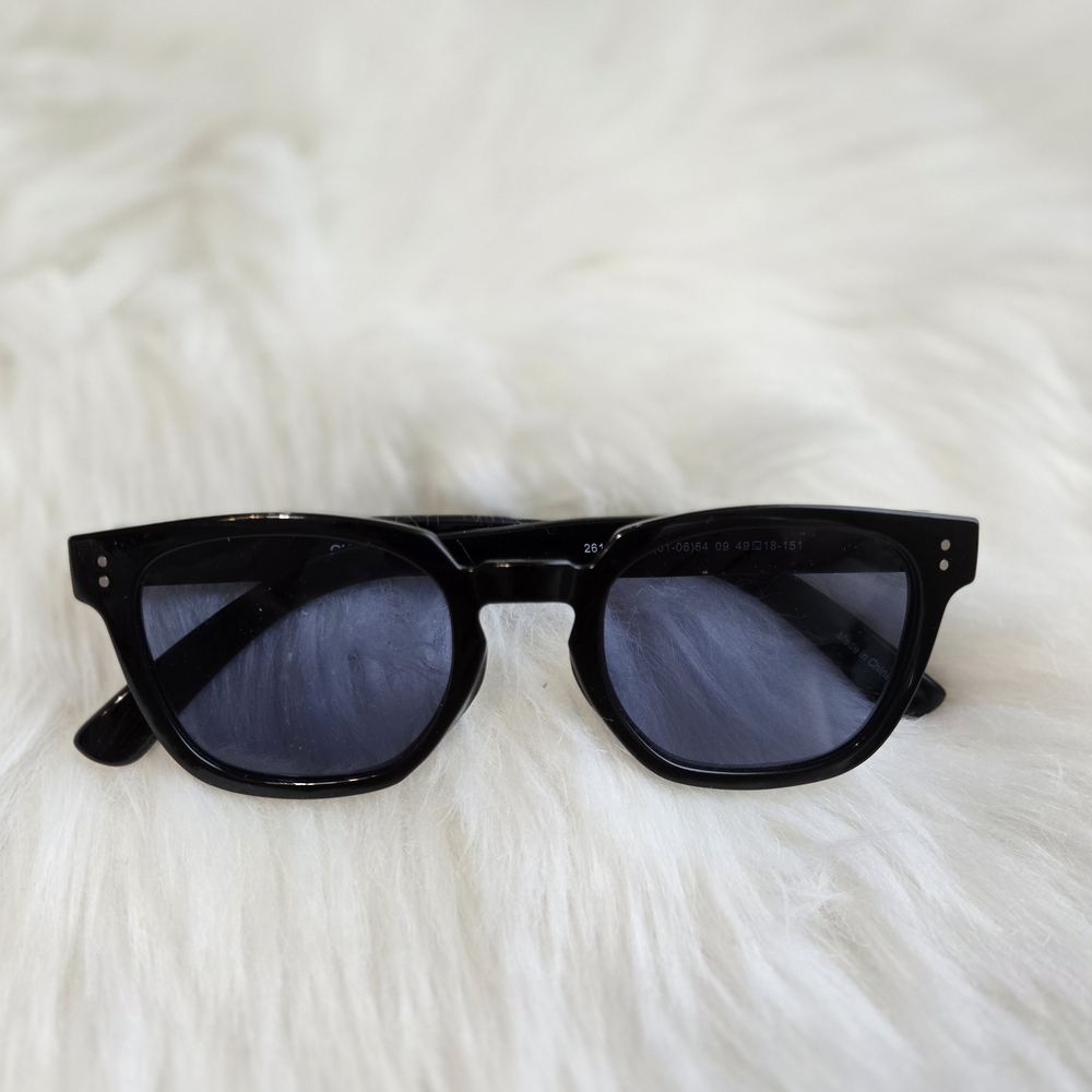 Stylish Black Sunglasses
